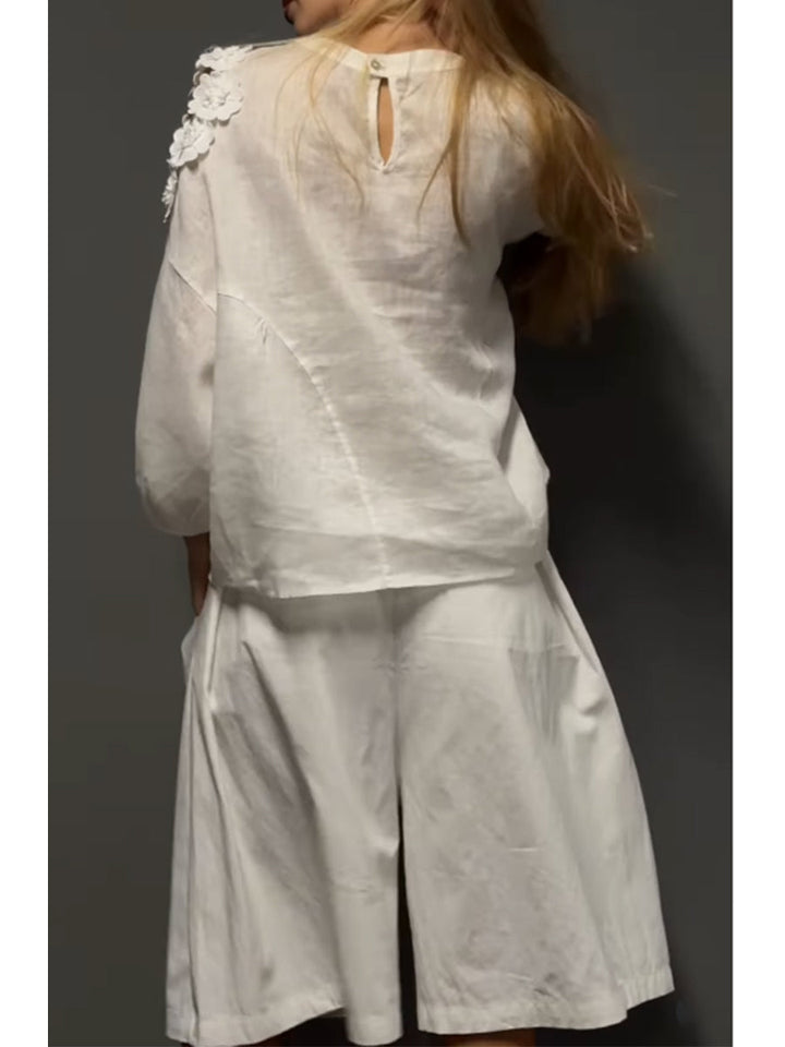 Stylish Casual Two-piece Set: Linen &amp; Cotton Top With 3d Floral Embellishments And Cotton Shorts